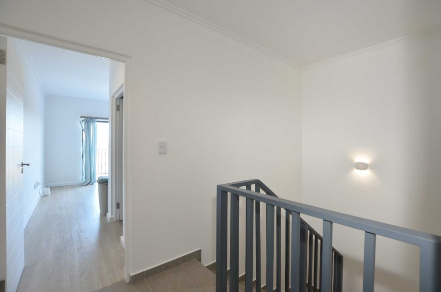 2 Bedroom Property for Sale in Sandown Western Cape